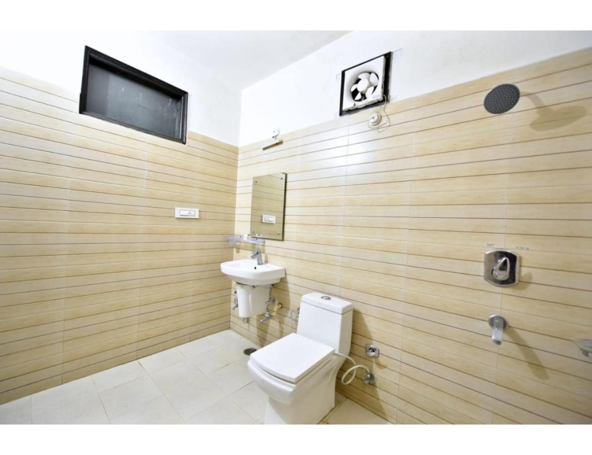 Hotel Dalhousie Grand Banikhet Ngoại thất bức ảnh