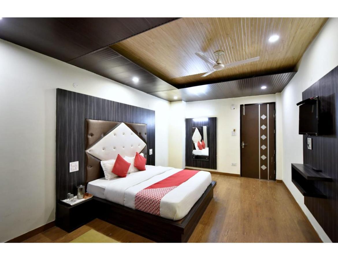 Hotel Dalhousie Grand Banikhet Ngoại thất bức ảnh