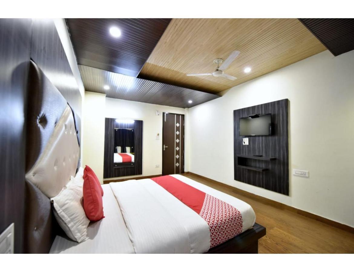 Hotel Dalhousie Grand Banikhet Ngoại thất bức ảnh