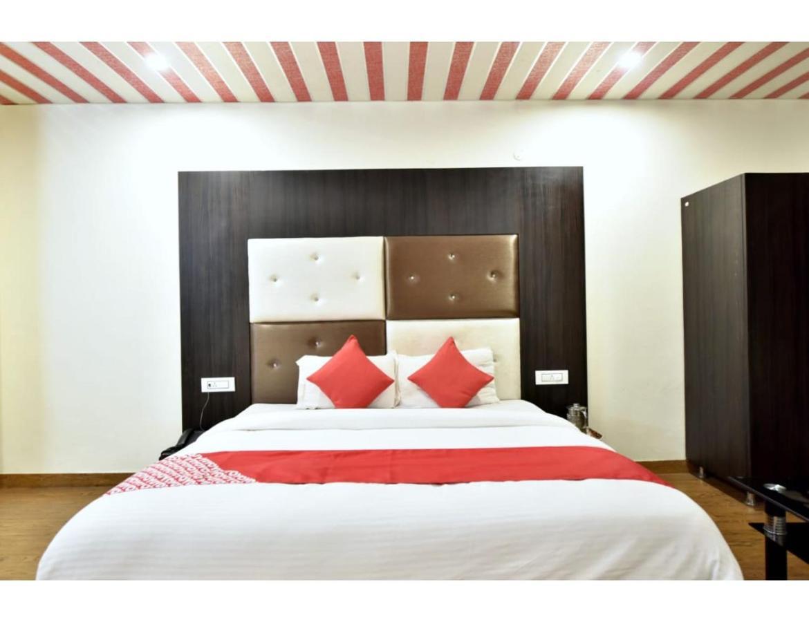Hotel Dalhousie Grand Banikhet Ngoại thất bức ảnh