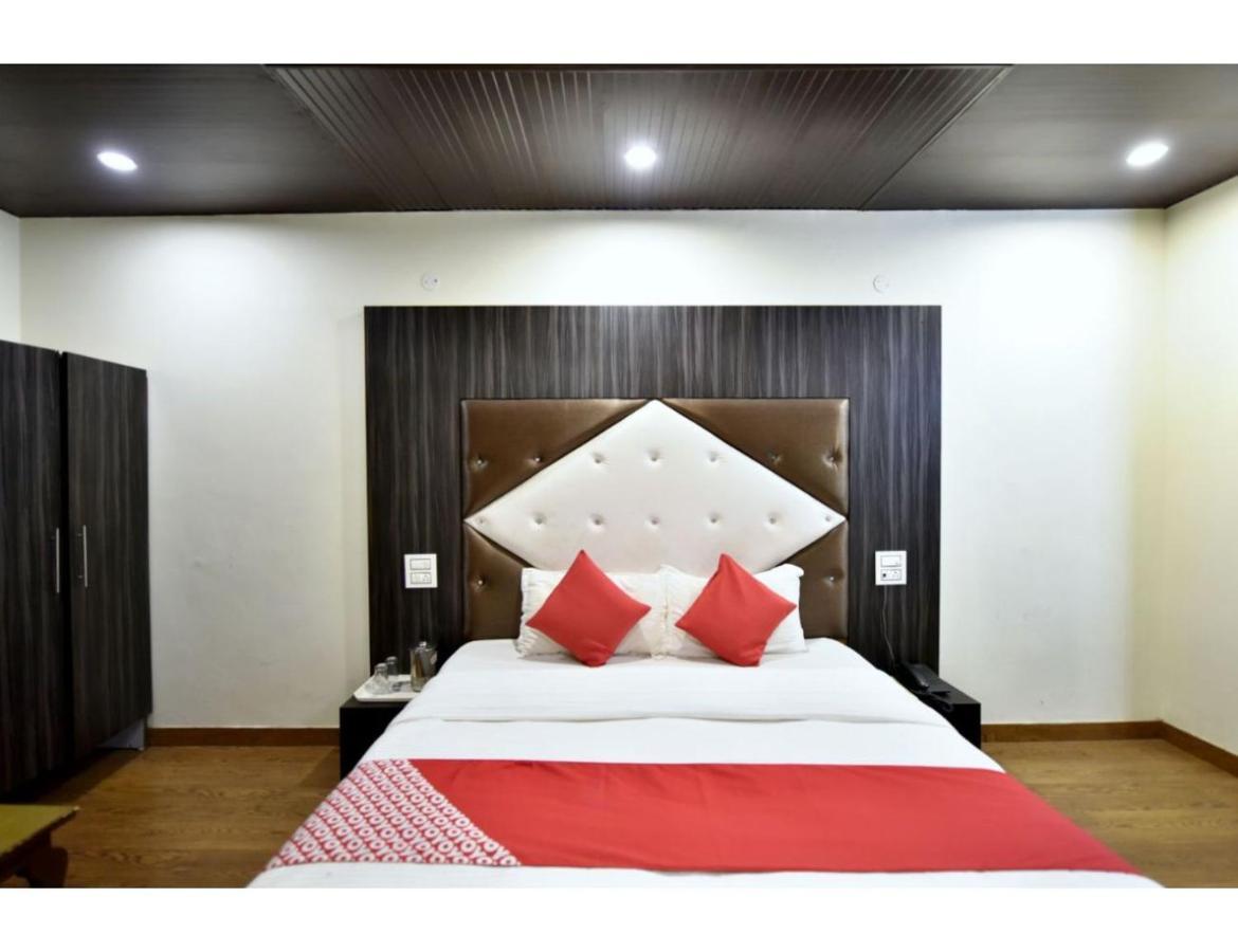 Hotel Dalhousie Grand Banikhet Ngoại thất bức ảnh
