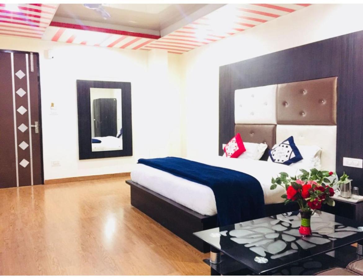 Hotel Dalhousie Grand Banikhet Ngoại thất bức ảnh